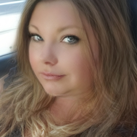 Meet your Posher, Lucuille - Picture 5 of 5